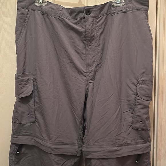 Men’s Magellan Outdoors Fish Gear Lightweight Cargo Zip-Off Pants - Picture 4 of 7